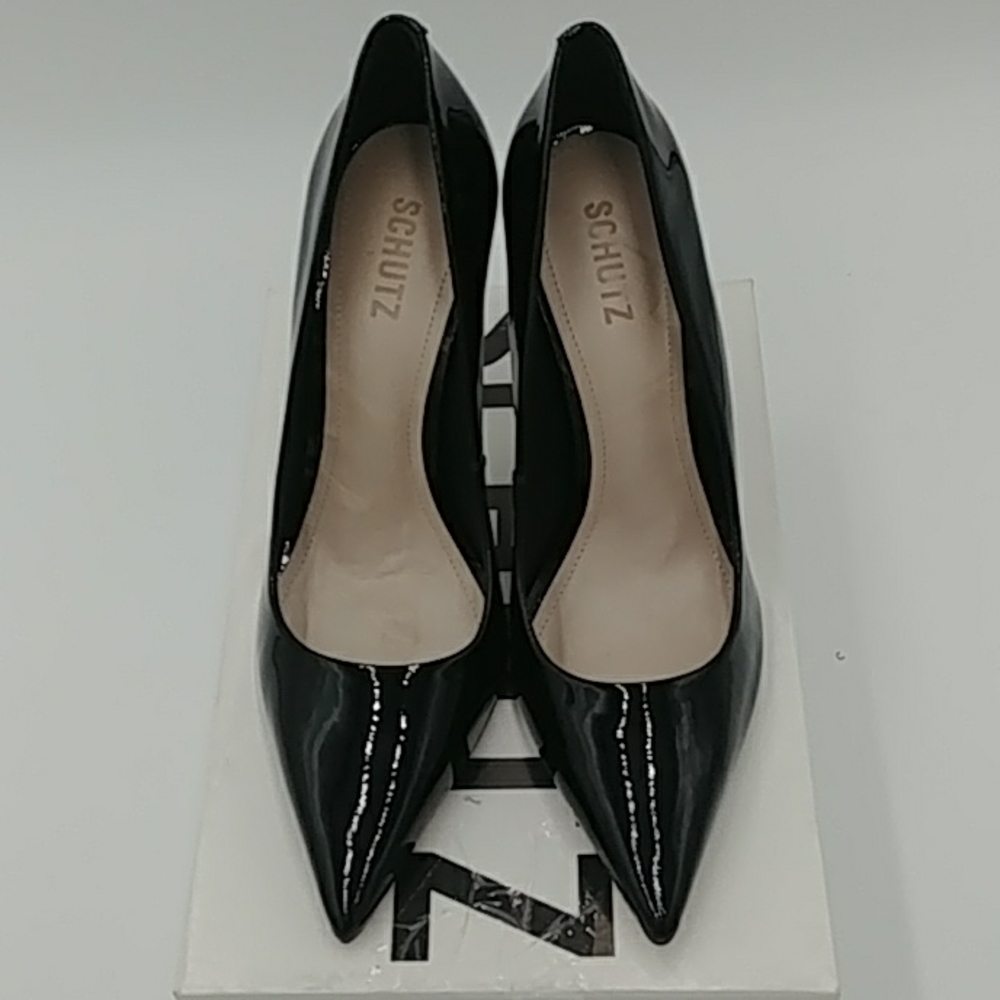 Schutz Lou Black Patent Heel Pump Size 9 M
